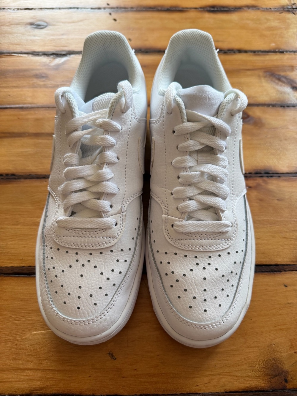 Nike Court Vision Low White Leather Sneakers Women’s size 8 | worn twice